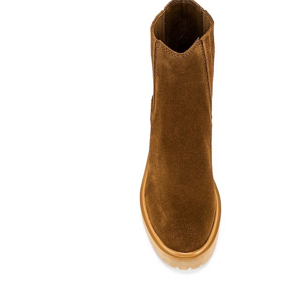 Caster H20 Boot in Camel Suede Size 6 Never Worn - Picture 4 of 5